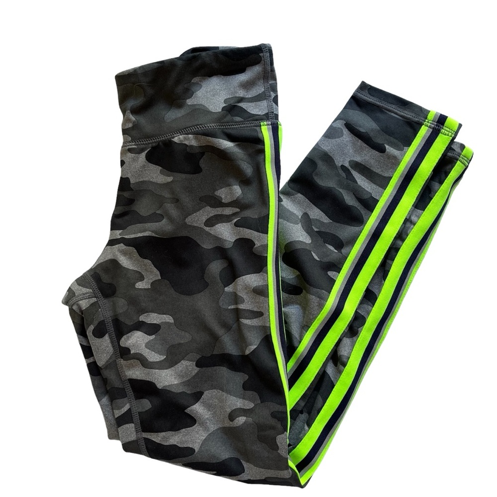 Gap Kids GapFit camouflage girls leggings with neon green piping Size L